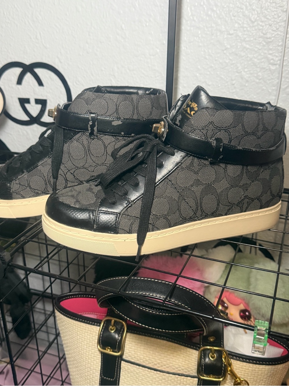 Coach RAY High Top Sneakers Q7838 Black Signature Turnlock Size 8B - Picture 2 of 11
